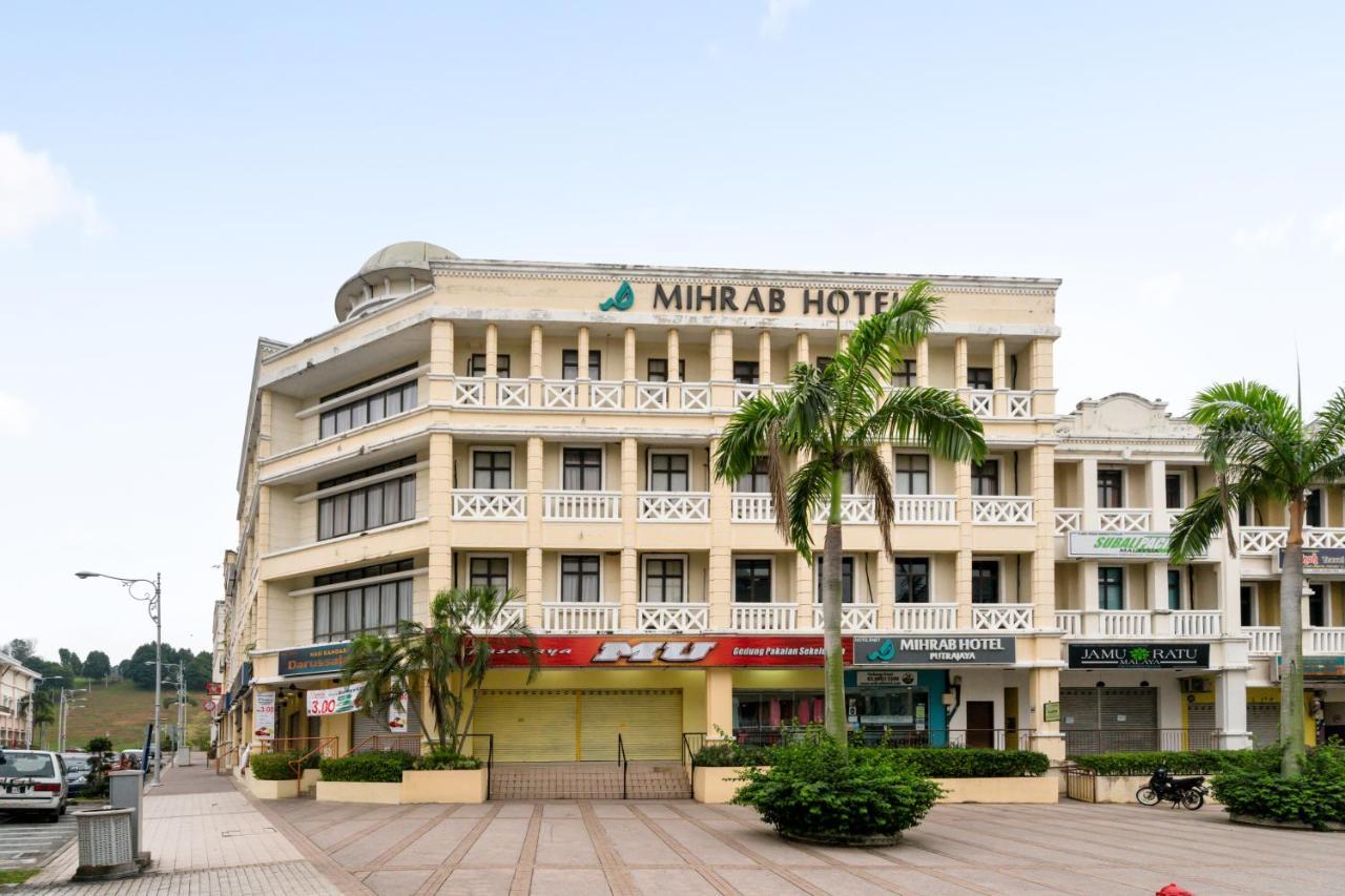 Mihrab Hotel Путраджая Екстер'єр фото